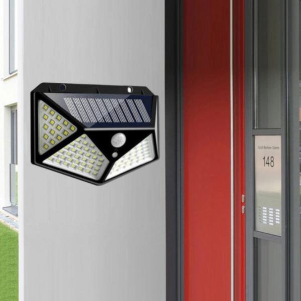 Super LED Solar-powered street lamp